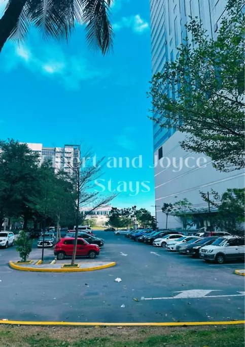Emma Mattress 1Br Condo @ Fame Manila 0*,
